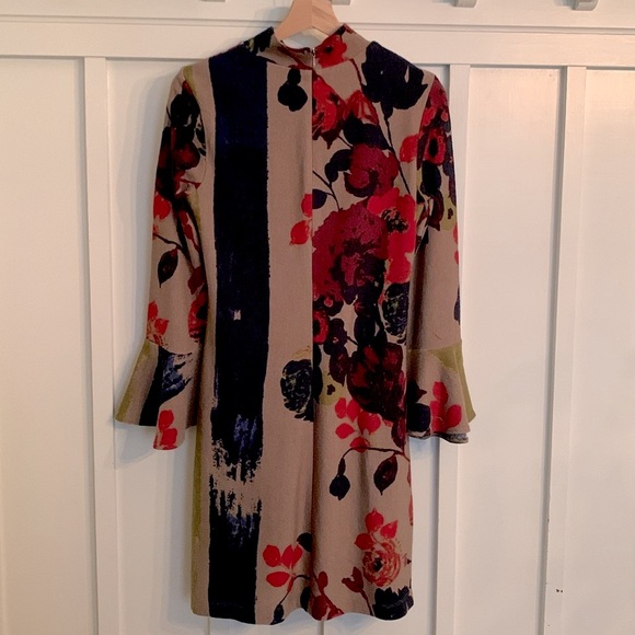 Modern Floral long sleeve Mock neck knit bell sleeve dress tan red  blue M - Picture 6 of 8